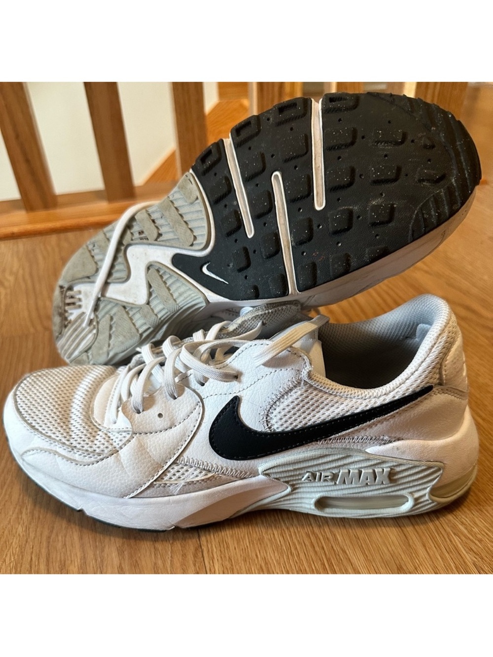 Nike Air Max White and Black Athletic Shoes